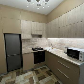 Сдается 1-комнатная квартира, 50 м²