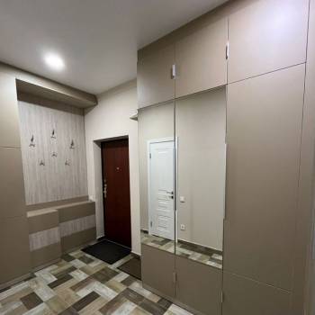 Сдается 1-комнатная квартира, 50 м²