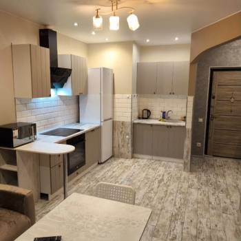 Сдается 1-комнатная квартира, 40 м²