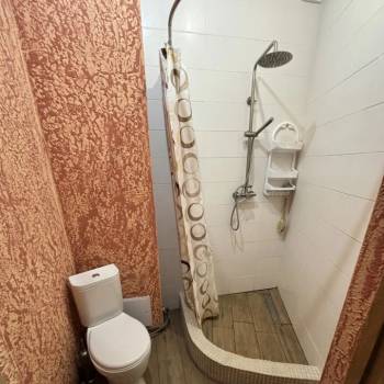 Продается Многокомнатная квартира, 100 м²