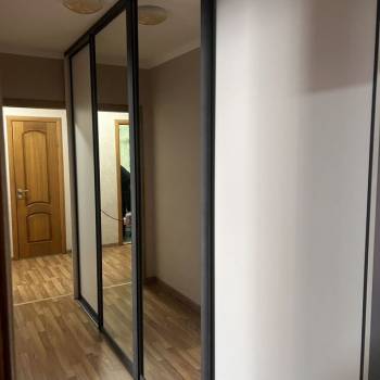 Продается 1-комнатная квартира, 64 м²