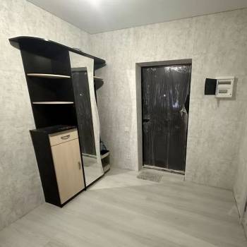 Продается 1-комнатная квартира, 37 м²