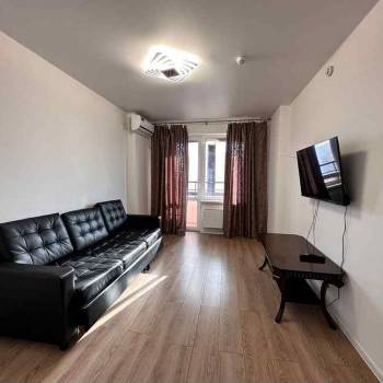 Сдается 2-х комнатная квартира, 65 м²