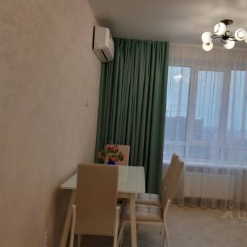 Сдается 1-комнатная квартира, 45 м²