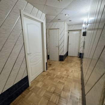 Сдается Многокомнатная квартира, 60 м²