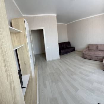 Сдается 1-комнатная квартира, 39 м²