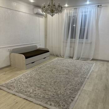 Сдается Многокомнатная квартира, 74 м²