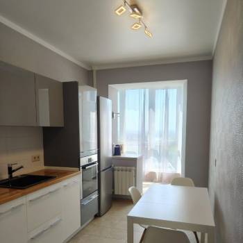 Сдается 1-комнатная квартира, 45 м²