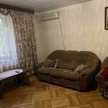 Сдается 2-х комнатная квартира, 79,6 м²