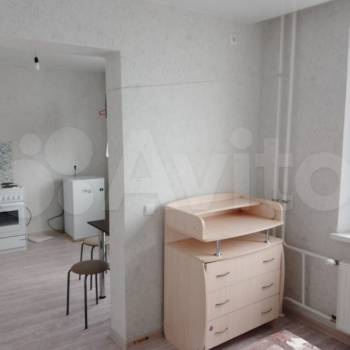 Продается 1-комнатная квартира, 28 м²