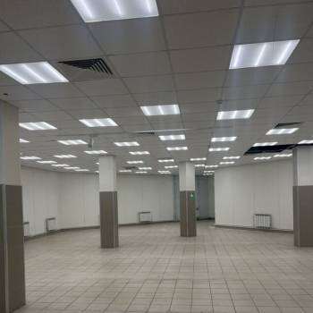 Сдается Нежилое помещение, 400 м²