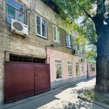 Продается 3-х комнатная квартира, 48 м²