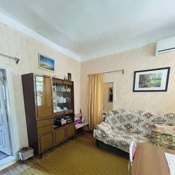 Продается 3-х комнатная квартира, 48 м²