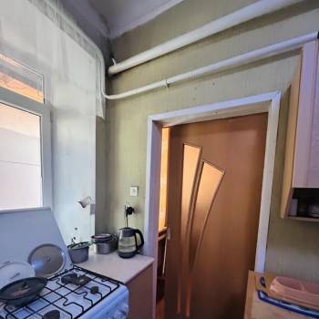 Продается 3-х комнатная квартира, 48 м²