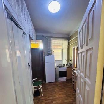 Продается 3-х комнатная квартира, 48 м²