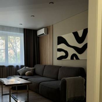 Продается Многокомнатная квартира, 110 м²