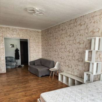 Сдается 1-комнатная квартира, 47 м²