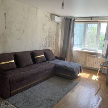 Продается 3-х комнатная квартира, 61 м²
