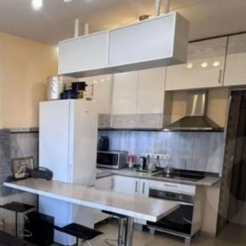 Продается 1-комнатная квартира, 38 м²