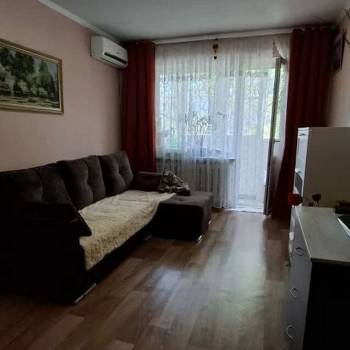 Продается 1-комнатная квартира, 30,9 м²