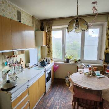 Продается 3-х комнатная квартира, 57 м²