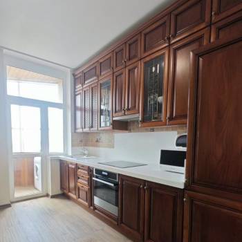 Продается 2-х комнатная квартира, 79 м²