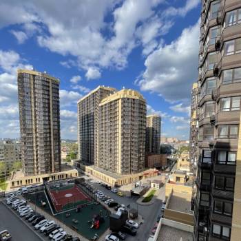 Продается 1-комнатная квартира, 39 м²