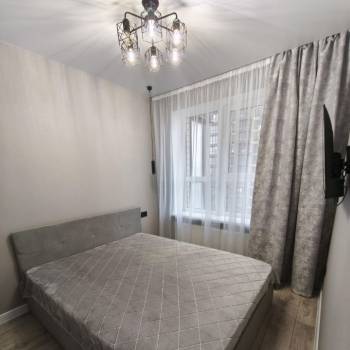 Сдается 1-комнатная квартира, 42 м²