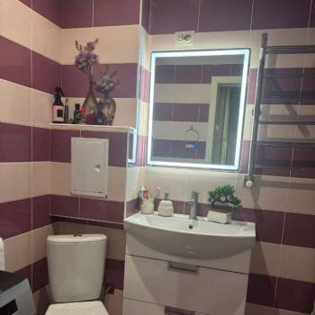 Продается 1-комнатная квартира, 37 м²