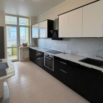 Продается 2-х комнатная квартира, 74 м²