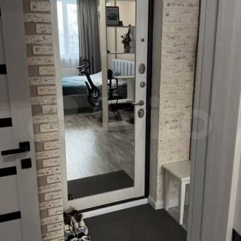 Продается 1-комнатная квартира, 42 м²
