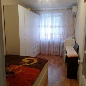 Продается 3-х комнатная квартира, 57 м²