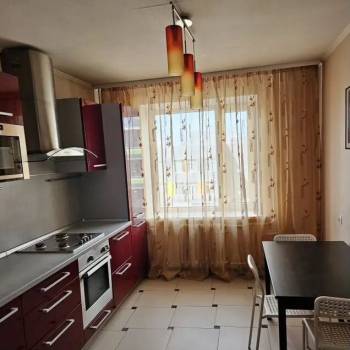 Сдается 2-х комнатная квартира, 56 м²