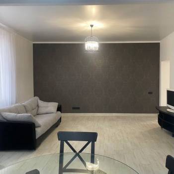 Сдается Многокомнатная квартира, 98 м²