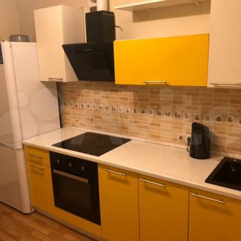 Сдается 2-х комнатная квартира, 78 м²