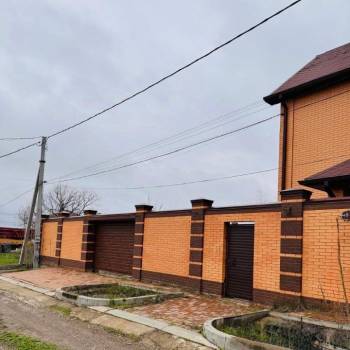 Продается Дом, 178 м²
