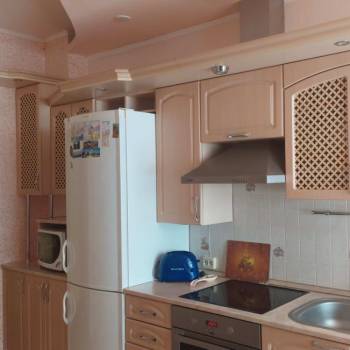Сдается 2-х комнатная квартира, 74 м²