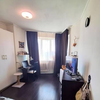 Продается Многокомнатная квартира, 76 м²