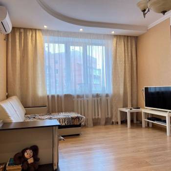 Сдается 2-х комнатная квартира, 65 м²