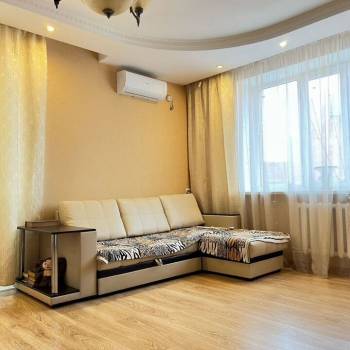 Сдается 2-х комнатная квартира, 65 м²