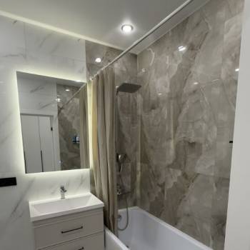 Продается 1-комнатная квартира, 42 м²