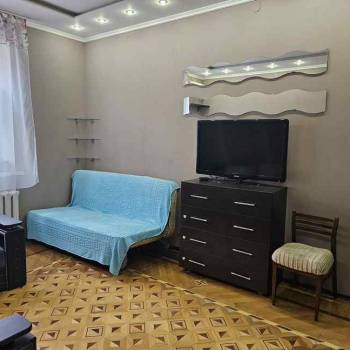 Сдается 1-комнатная квартира, 39 м²