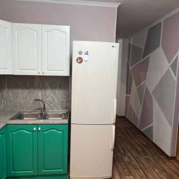 Сдается 1-комнатная квартира, 50,2 м²