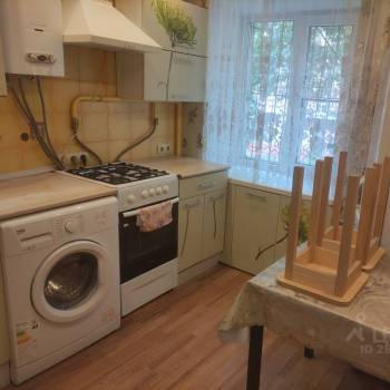 Сдается 1-комнатная квартира, 31,8 м²