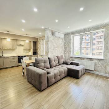 Сдается 1-комнатная квартира, 42 м²