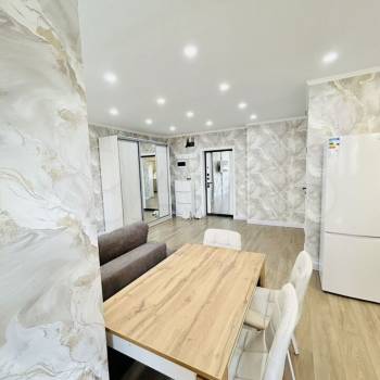 Сдается 1-комнатная квартира, 42 м²