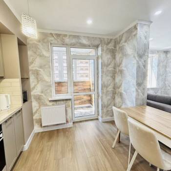 Сдается 1-комнатная квартира, 42 м²
