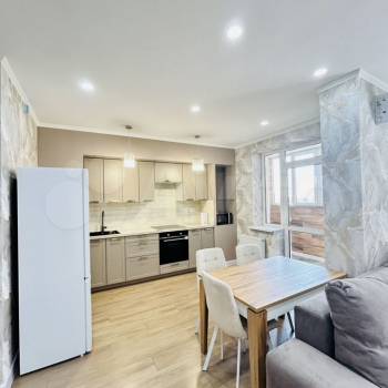 Сдается 1-комнатная квартира, 42 м²