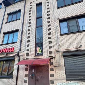 Продается 1-комнатная квартира, 38 м²