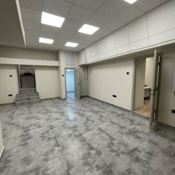 Продается Нежилое помещение, 226 м²